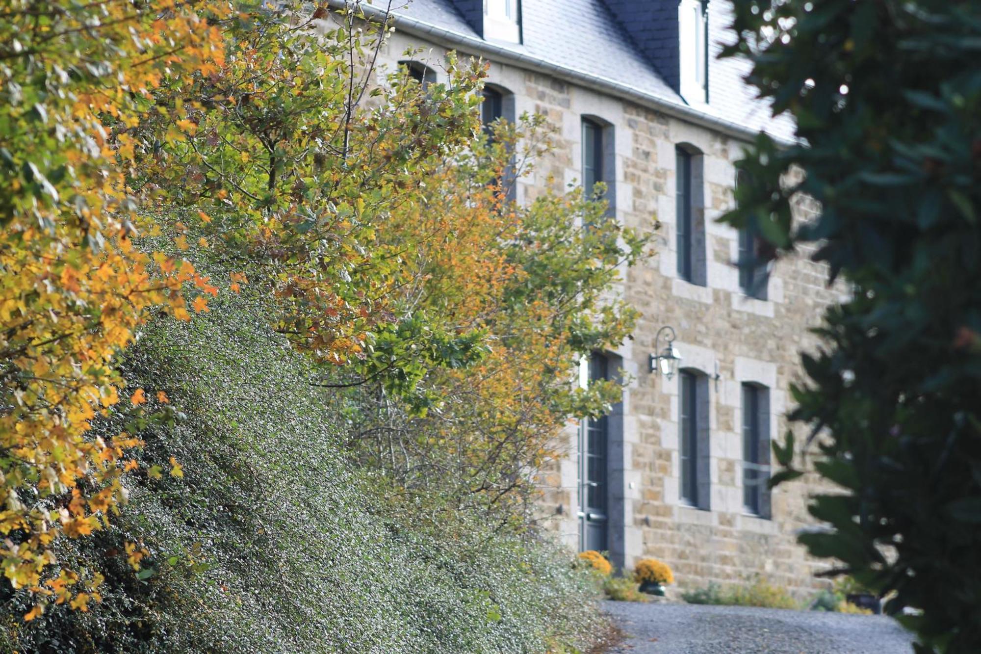 La Theresienne Pleines-Oeuvres Buitenkant foto